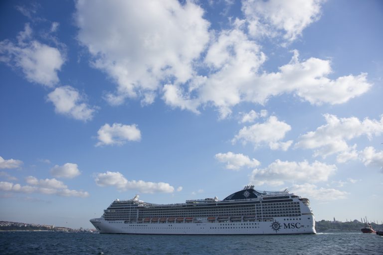 Los cruceros y su apuesta a las energías renovables